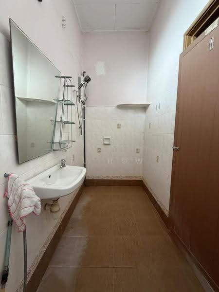Rumah Teres 2-Tingkat untuk Dijual di Machang Bubok (Bukit Mertajam) - FU HOW - Bathroom - PropertyGuru.com.my