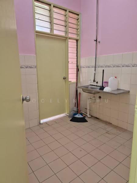 Condominium for Sale at Selayang Court - Jocelyn Shu - Kitchen - PropertyGuru.com.my