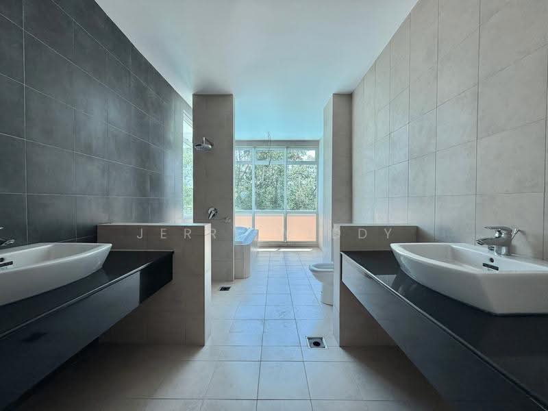 2-storey Terraced House for Sale in Kota Kinabalu (Sabah) - Jerry Weddy - Bathroom - PropertyGuru.com.my