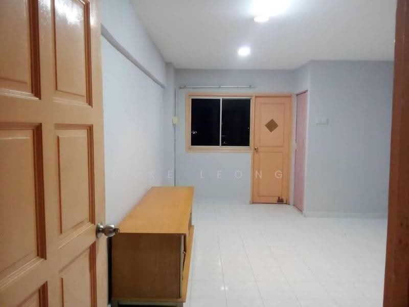 Kondominium untuk Dijual di Pelangi Indah Condominium - Mike Leong - Living Room - PropertyGuru.com.my