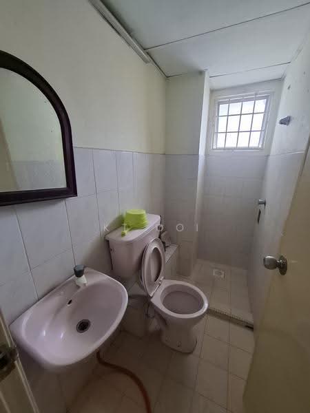 Condominium for Sale at Danau Idaman - KT Ooi - Bathroom - PropertyGuru.com.my