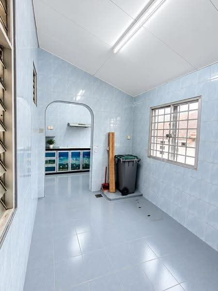 1-storey Terraced House for Sale in Bandar Putra Kulai (Kulai) - Henry Pang - Kitchen - PropertyGuru.com.my