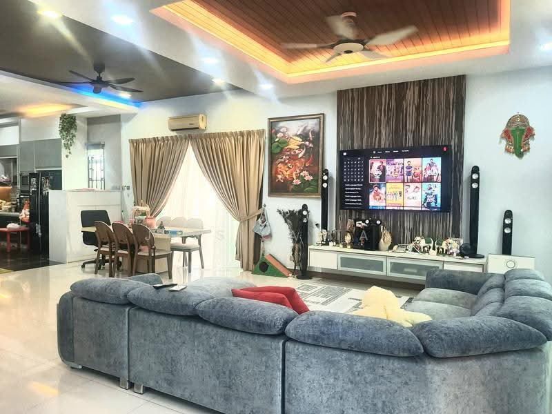 3-storey Terraced House for Sale in Puchong (Selangor) - Jessica Tai - Living Room - PropertyGuru.com.my
