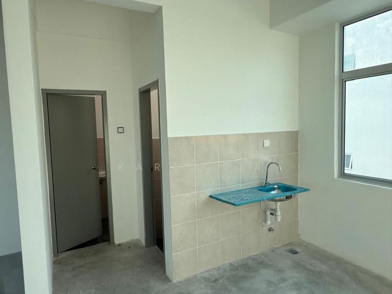 Shop / Office for Sale in Balakong (Selangor) - KAREN SIA - Kitchen - PropertyGuru.com.my
