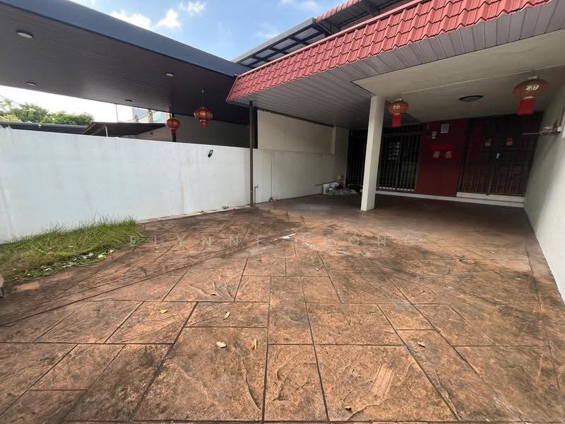 Terraced House for Sale in Island Glades (Jelutong) - Elynne Leong - PropertyGuru.com.my