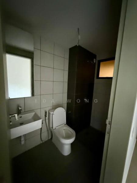 Service Residence for Sale at D'Vervain - Eda Wong - Bathroom - PropertyGuru.com.my