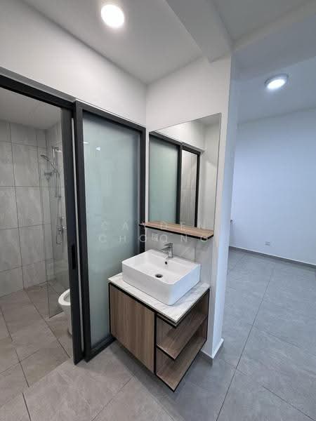 Pangsapuri untuk Disewa di Savana @ Batu Kawan - Cayden Choong - Bathroom - PropertyGuru.com.my