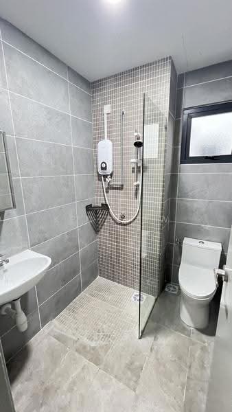 Kondominium untuk Disewa di Embayu - Ken Liew - Bathroom - PropertyGuru.com.my