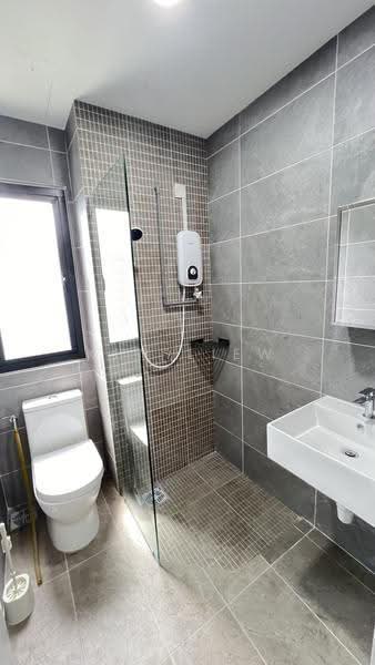 Kondominium untuk Disewa di Embayu - Ken Liew - Bathroom - PropertyGuru.com.my