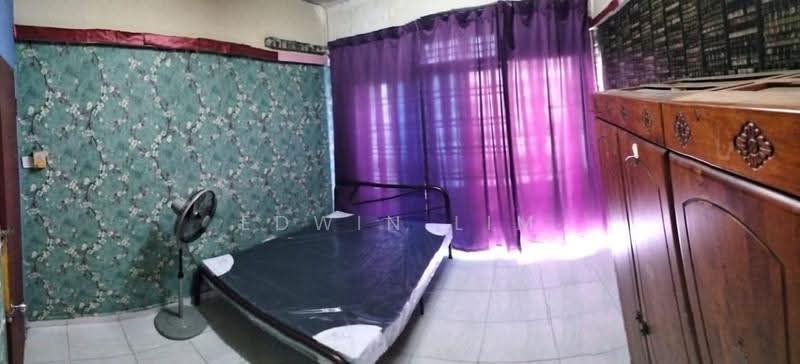 Kondominium untuk Dijual di Skudai Villa - Edwin Lim - Bedroom - PropertyGuru.com.my