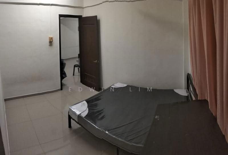 Kondominium untuk Dijual di Skudai Villa - Edwin Lim - Bedroom - PropertyGuru.com.my
