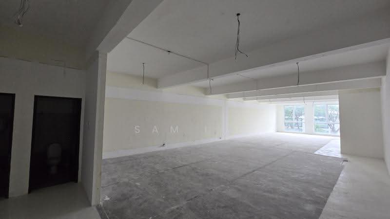 Shop / Office for Rent in Pusat Perdagangan Danga Utama (Johor Bahru) - Sam Lee - Bathroom - PropertyGuru.com.my