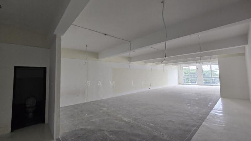 Shop / Office for Rent in Pusat Perdagangan Danga Utama (Johor Bahru) - Sam Lee - Bathroom - PropertyGuru.com.my