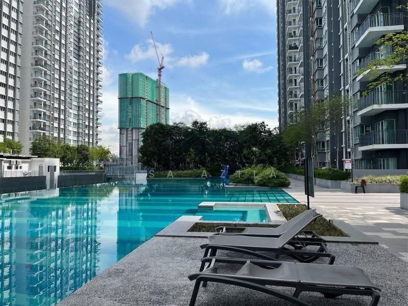 Service Residence for Sale at Savanna Executive Suite @ Southville City - Lisa Azila - Pool - PropertyGuru.com.my