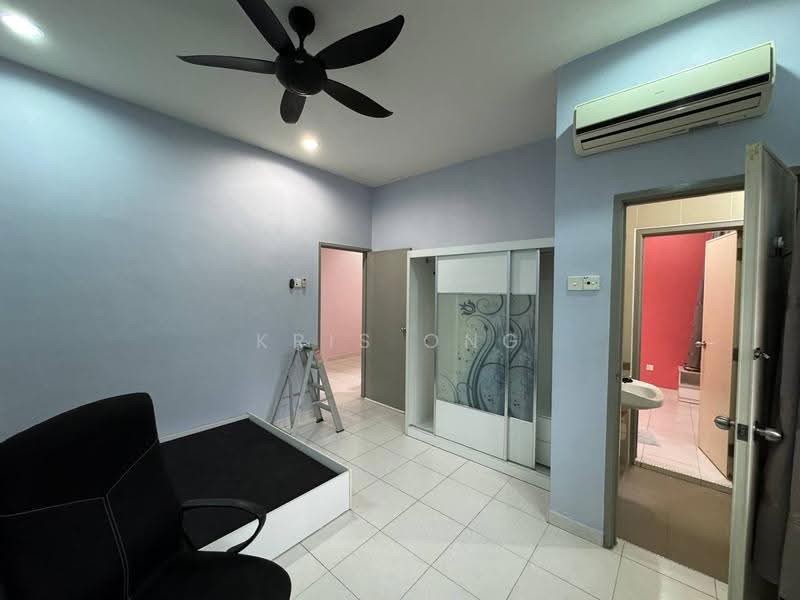 Rumah Teres 2-Tingkat untuk Disewa di Taman Desa Tebrau (Tebrau) - Kris Ong - Bedroom - PropertyGuru.com.my