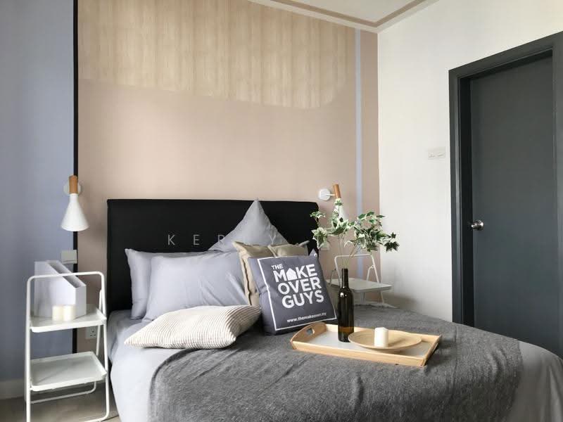 Service Residence for Sale at Marriot International Hotel @ Empire City - Kerry Tam - Bedroom - PropertyGuru.com.my