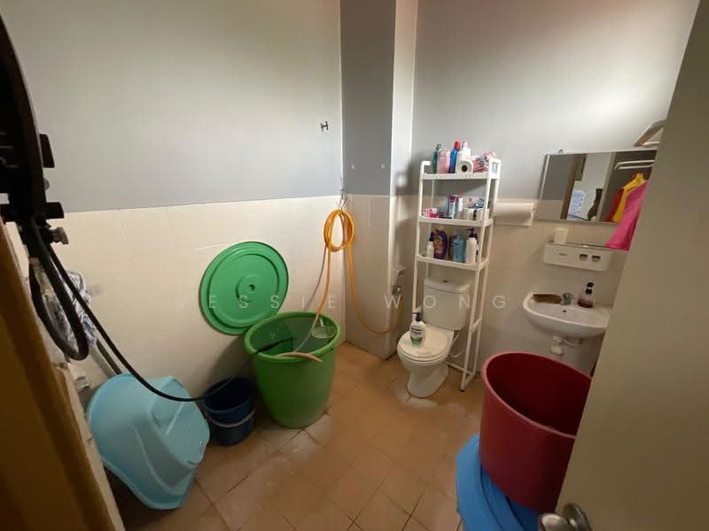 Rumah Teres 2-Tingkat untuk Dijual di Saujana Rawang (Rawang) - Jessie Wong - Bathroom - PropertyGuru.com.my