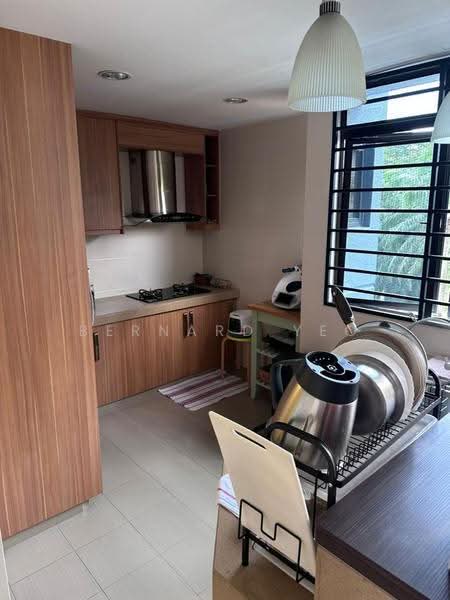 Kondominium untuk Dijual di Prima 16 (Prima Sixteen) - Bernard Yeo - Kitchen - PropertyGuru.com.my