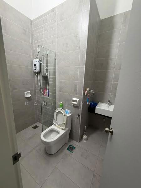 Terraced House for Sale in Johor Bahru (Johor) - Daniel Yong - Bathroom - PropertyGuru.com.my