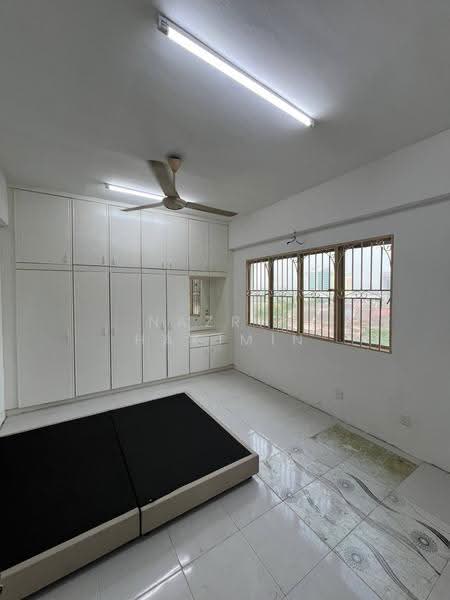 Condominium for Sale at Sri Permata - Nazrin Hakimin - Bedroom - PropertyGuru.com.my