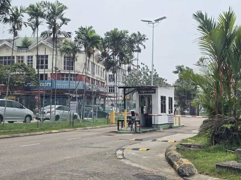Rumah Teres 2-Tingkat untuk Disewa di Bandar Seri Alam (Masai) - Chew Kian Hong - Exterior - PropertyGuru.com.my