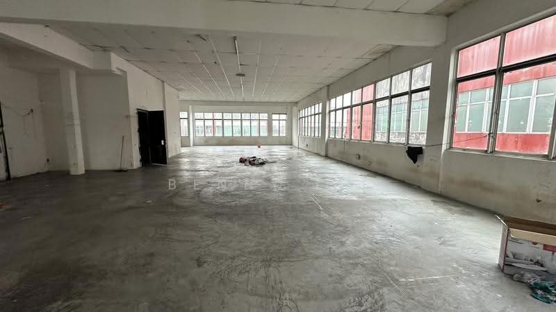 Pejabat untuk Disewa di Taman Bukit Serdang (Seri Kembangan) - Benny Lee - Interior - PropertyGuru.com.my