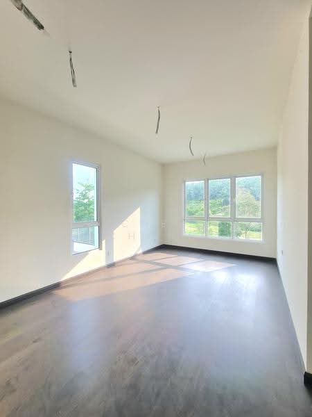 Bungalow House for Sale in Denai Alam (Shah Alam) - Michelle Chong - 3rd bedroom - PropertyGuru.com.my