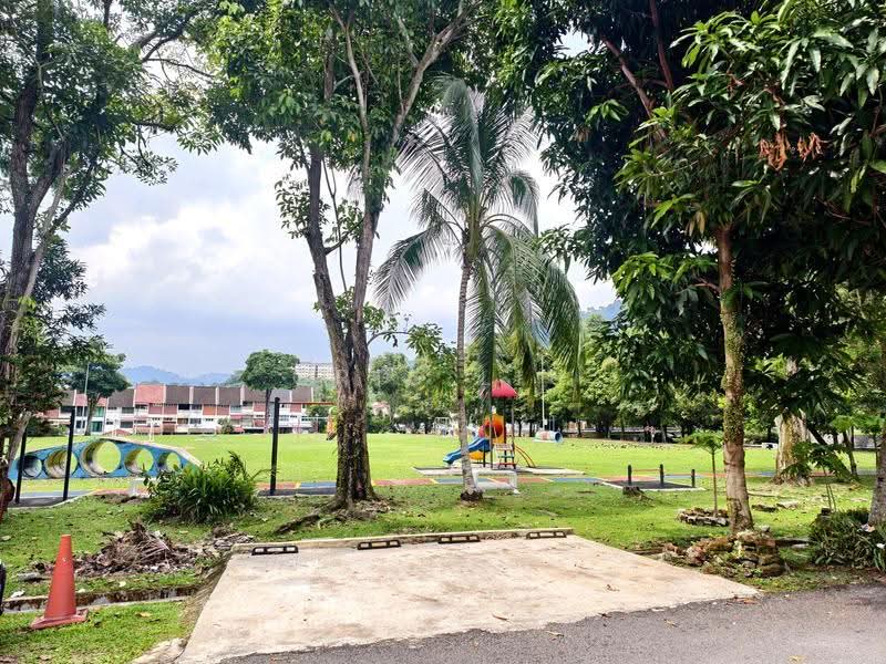 Rumah Teres 3-Tingkat untuk Dijual di Taman Bukit Teratai (Ampang) - Cris Liu - Exterior - PropertyGuru.com.my