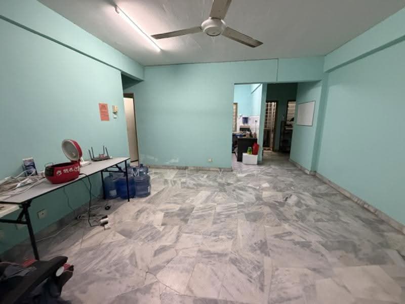Condominium for Sale at Menara Alpha - Mike Yap - Living Room - PropertyGuru.com.my