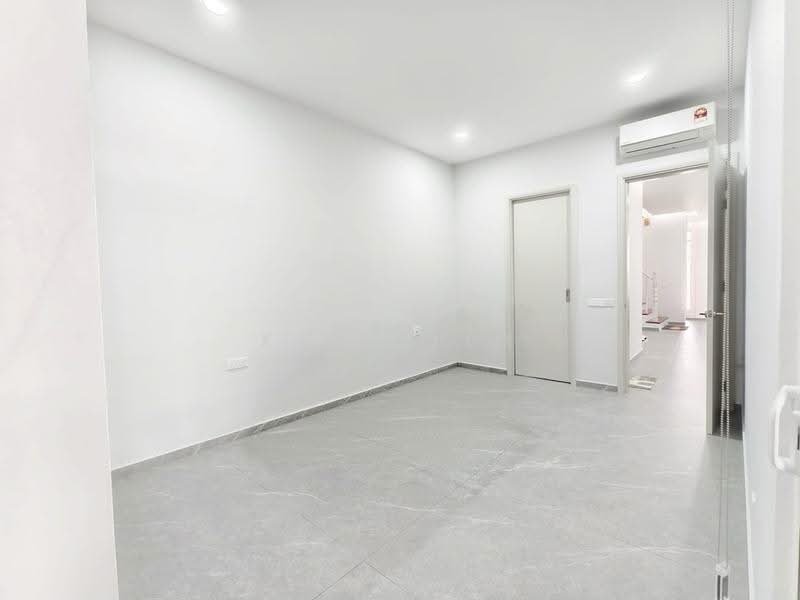 Rumah Kluster untuk Dijual di Eco Spring (Johor Bahru) - Karl Lim - Interior - PropertyGuru.com.my