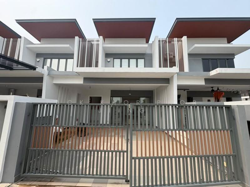 2-storey Terraced House for Rent in Sungai Buloh (Selangor) - Jack Khor Phor Jiing - Exterior - PropertyGuru.com.my