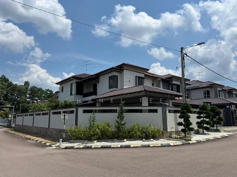 Semi-Detached House for Sale in Taman Kluang Indah (Kluang) - Shanel Tee - PropertyGuru.com.my