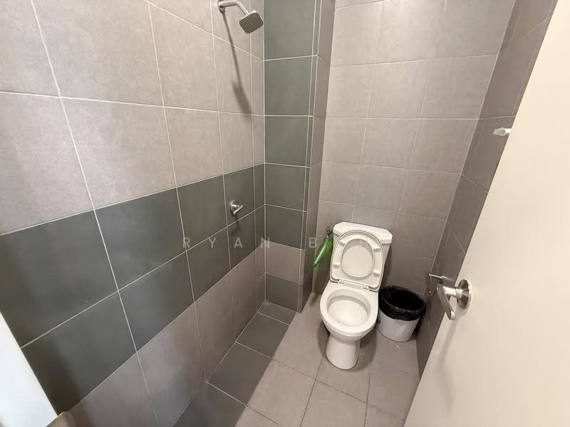 Kondominium untuk Disewa di Trinity Pentamont - Ryan Beh - Bathroom - PropertyGuru.com.my