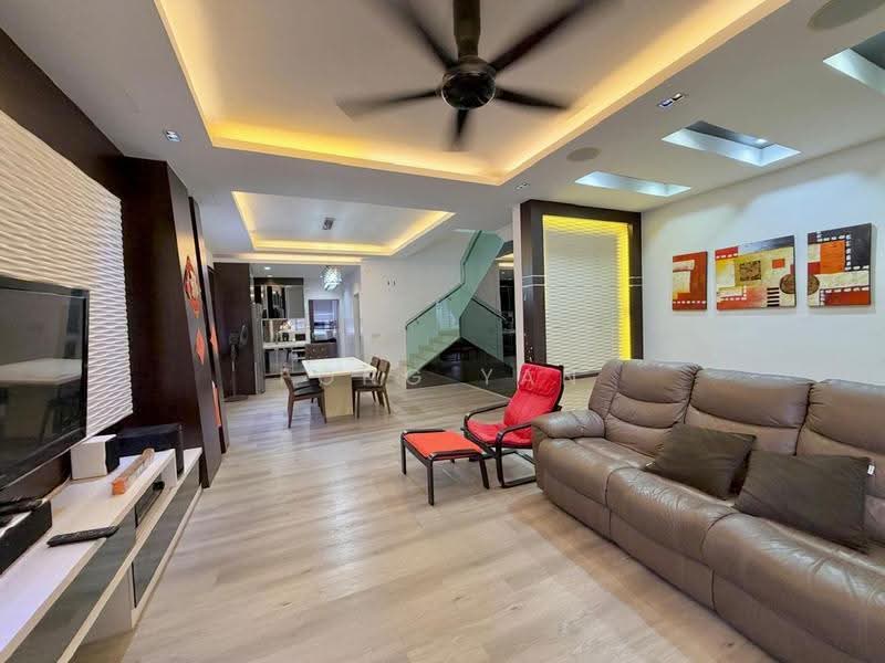 2-storey Terraced House for Sale in Setia Indah 12 (Setia Alam) - Fong Yan - Living Room - PropertyGuru.com.my
