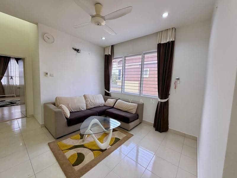 2-storey Terraced House for Sale in Setia Indah 12 (Setia Alam) - Fong Yan - Living Room - PropertyGuru.com.my