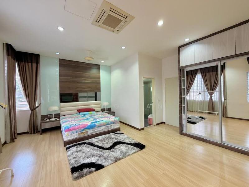 2-storey Terraced House for Sale in Setia Indah 12 (Setia Alam) - Fong Yan - Bedroom - PropertyGuru.com.my