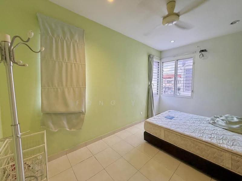 2-storey Terraced House for Sale in Setia Indah 12 (Setia Alam) - Fong Yan - Bedroom - PropertyGuru.com.my