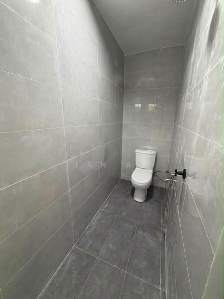1-storey Terraced House for Sale in Taman Suria (Johor Bahru) - JAN AU - Bathroom - PropertyGuru.com.my