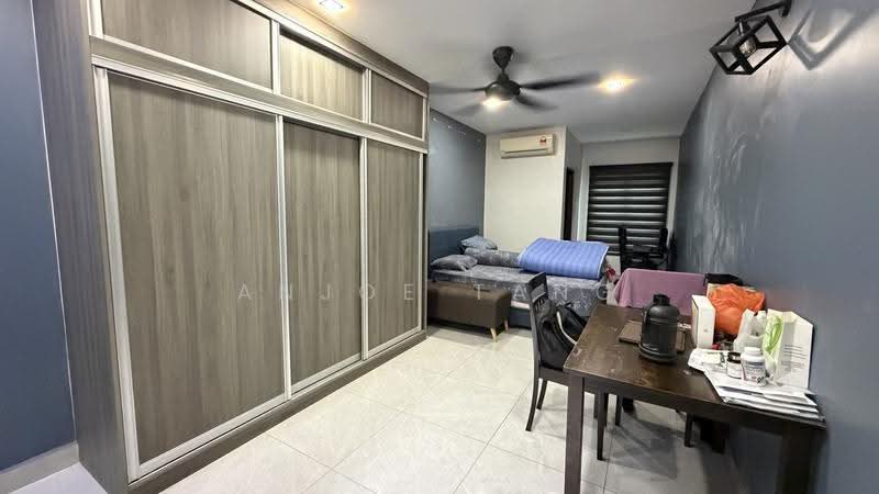Rumah Berkembar untuk Dijual di Kota Kemuning (Shah Alam) - Anjoe Tang - Bedroom - PropertyGuru.com.my