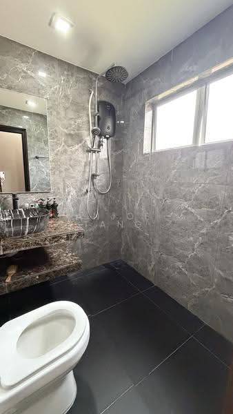 Rumah Berkembar untuk Dijual di Kota Kemuning (Shah Alam) - Anjoe Tang - Bathroom - PropertyGuru.com.my