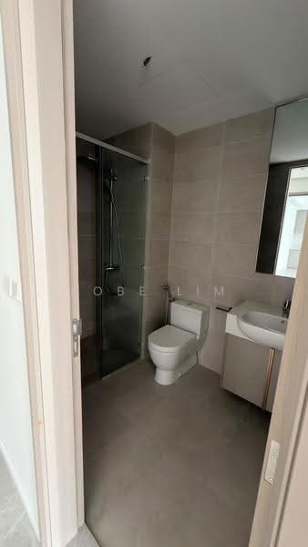 Service Residence for Sale at Skyline Embassy - Kobe Lim - Bathroom - PropertyGuru.com.my