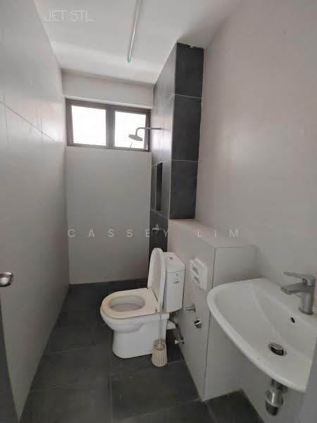 3-storey Terraced House for Sale in Shah Alam (Selangor) - Cassey Lim - Bathroom - PropertyGuru.com.my