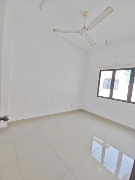 3-storey Terraced House for Sale in Shah Alam (Selangor) - Cassey Lim - Interior - PropertyGuru.com.my