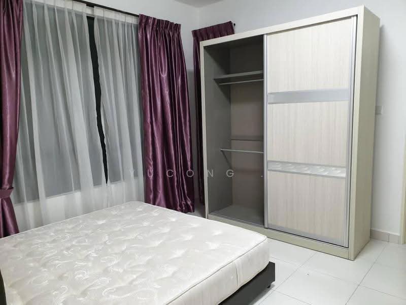 Kediaman Servis untuk Dijual di Greenfield Regency - Yucong . - Bedroom - PropertyGuru.com.my
