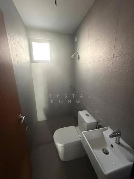 3-storey Terraced House for Sale in Bandar Putra Kulai (Kulai) - Crystal Kong - Bathroom - PropertyGuru.com.my