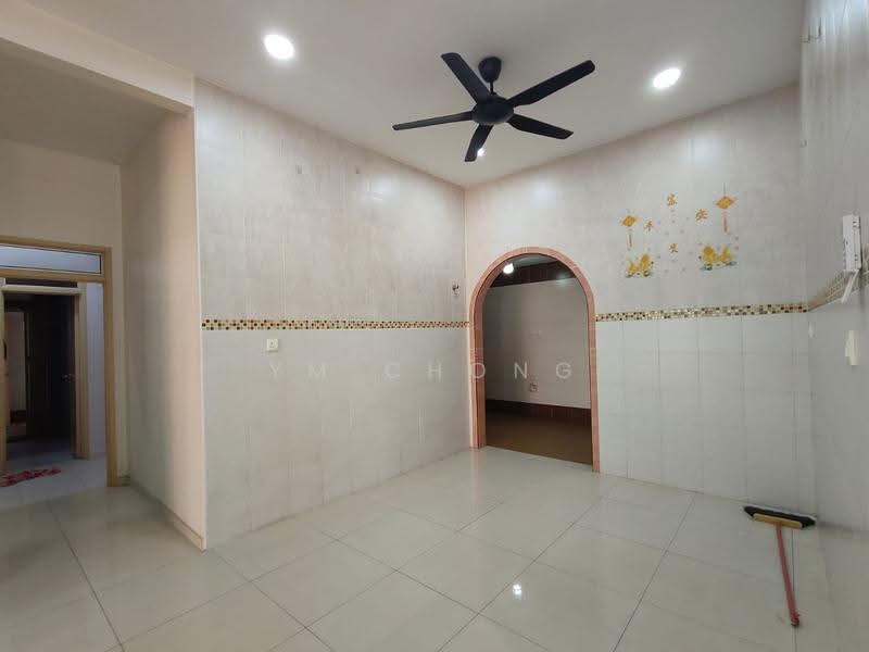 Rumah Berkembar untuk Dijual di Taman Tasik Utama (Bukit Katil) - YM Chong - Interior - PropertyGuru.com.my