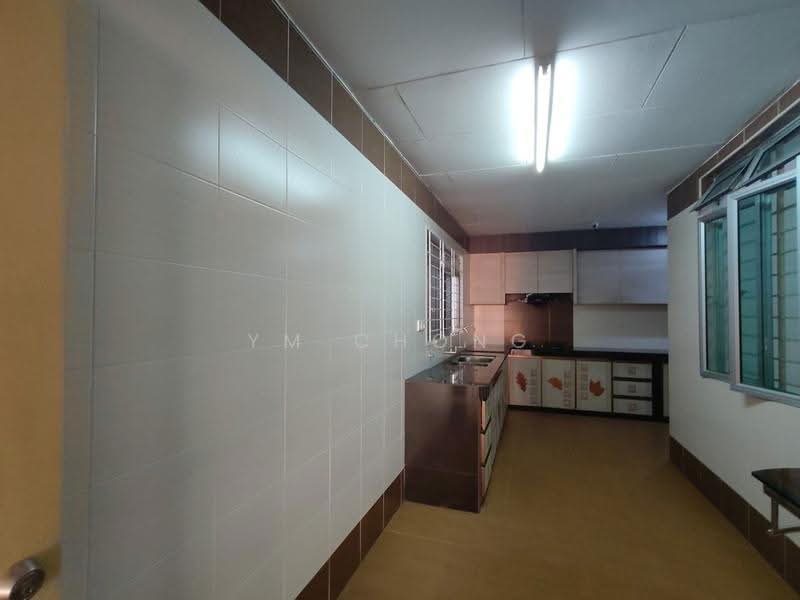 Rumah Berkembar untuk Dijual di Taman Tasik Utama (Bukit Katil) - YM Chong - Kitchen - PropertyGuru.com.my