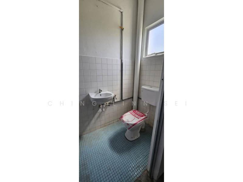 Shop / Office for Sale in Taman Melaka Raya (Melaka City) - Ching Linn Sei - PropertyGuru.com.my