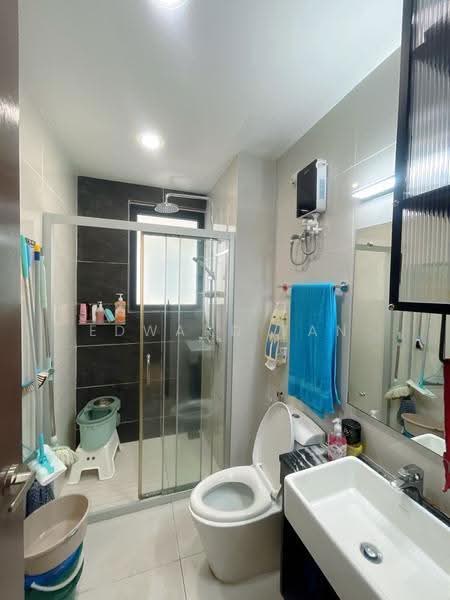 Condominium for Rent at Amberside @ Country Garden Danga Bay - Edward Tan - Bathroom - PropertyGuru.com.my