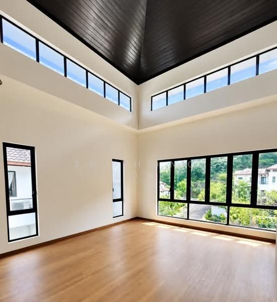 Bungalow House for Rent in Ampang (Selangor) - Zhi Hong Loh - Living Room - PropertyGuru.com.my